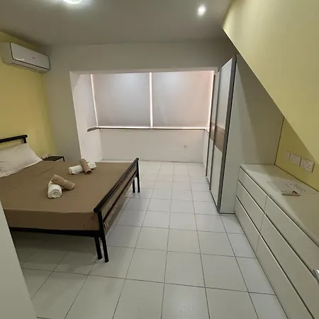 1 Bedroom In The Heart Of St Julians Saint Julian's Exterior photo