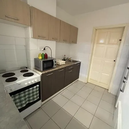 1 Bedroom In The Heart Of St Julians Saint Julian's Exterior photo